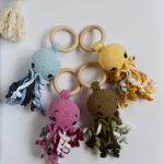 DIY háčkovací set chobotnička bez brožurky, nůžek a háčku č.2,5- více barev